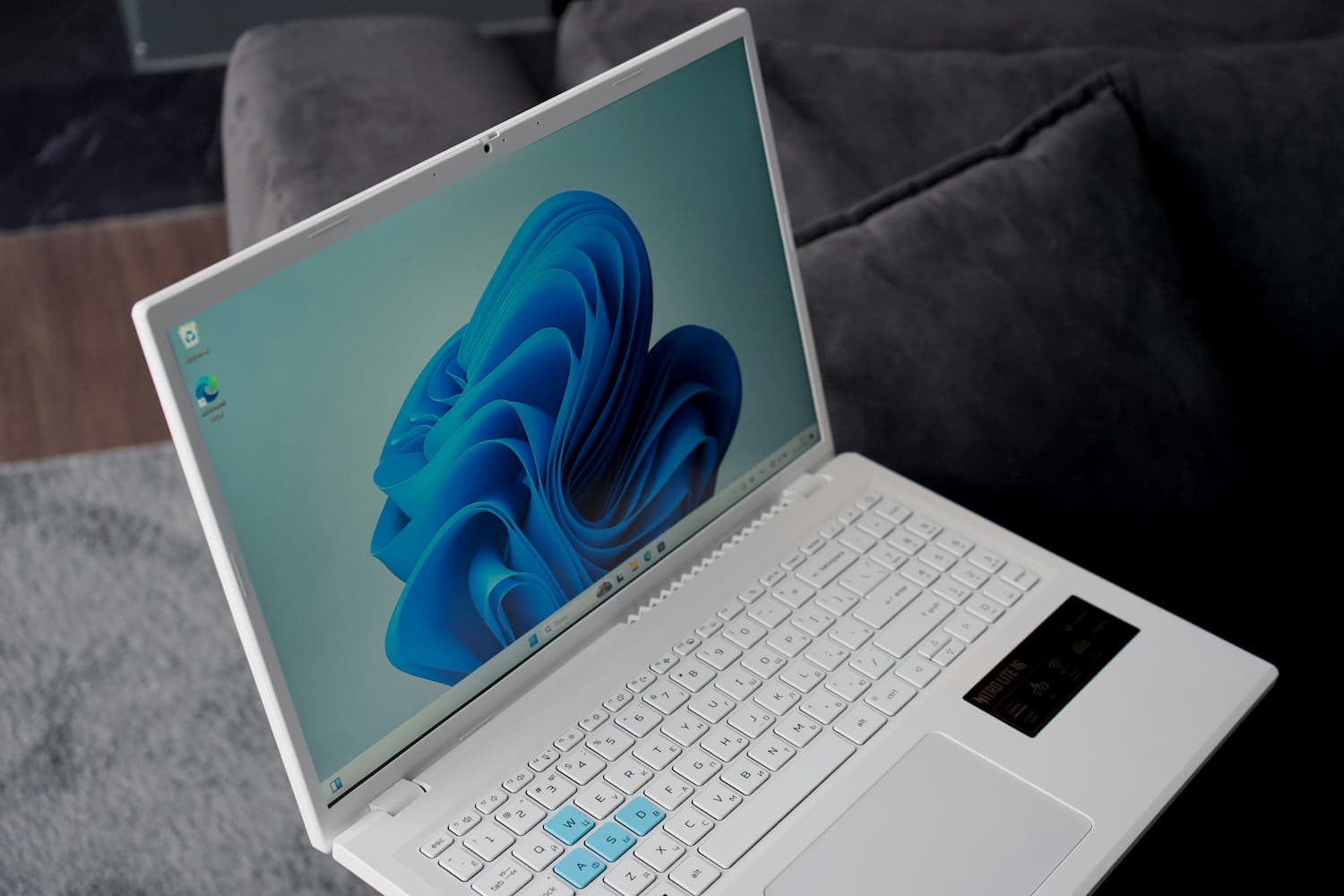 Microsoft вернёт возможность перемещать и изменять размер панели задач в Windows 11