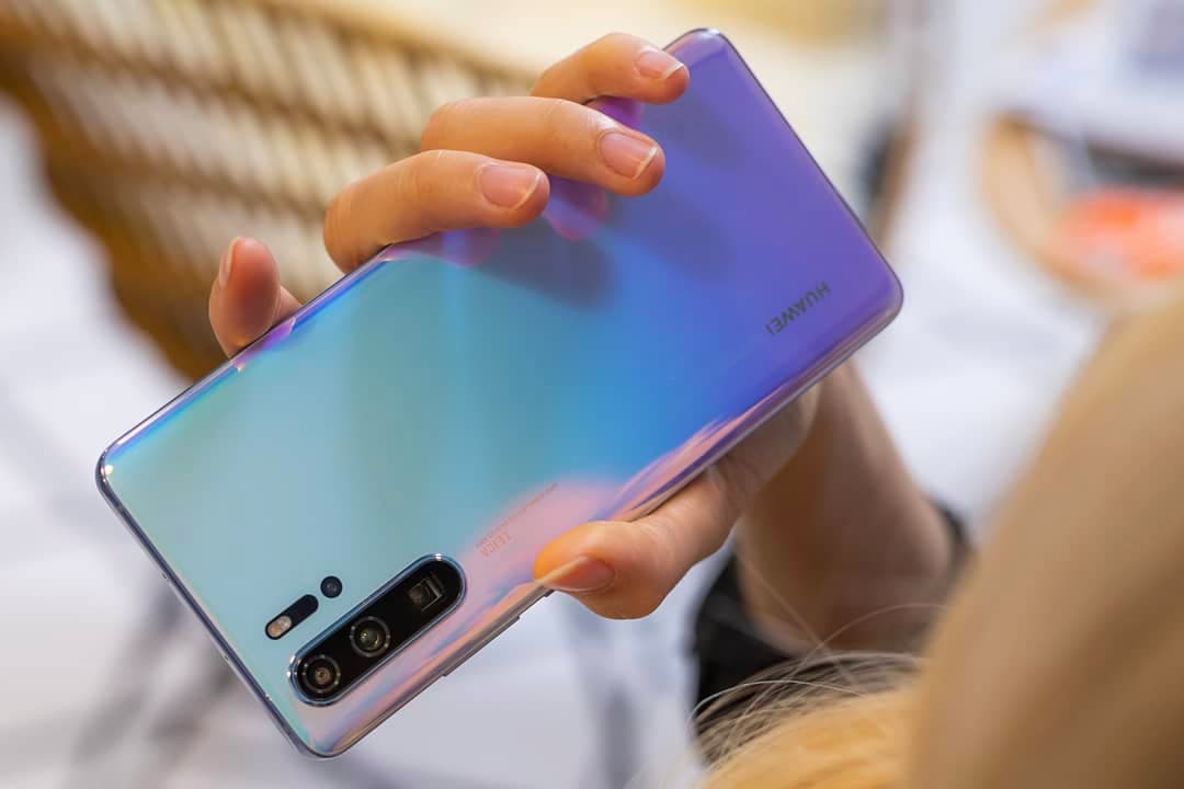 Повторение ситуации, но теперь с Huawei?