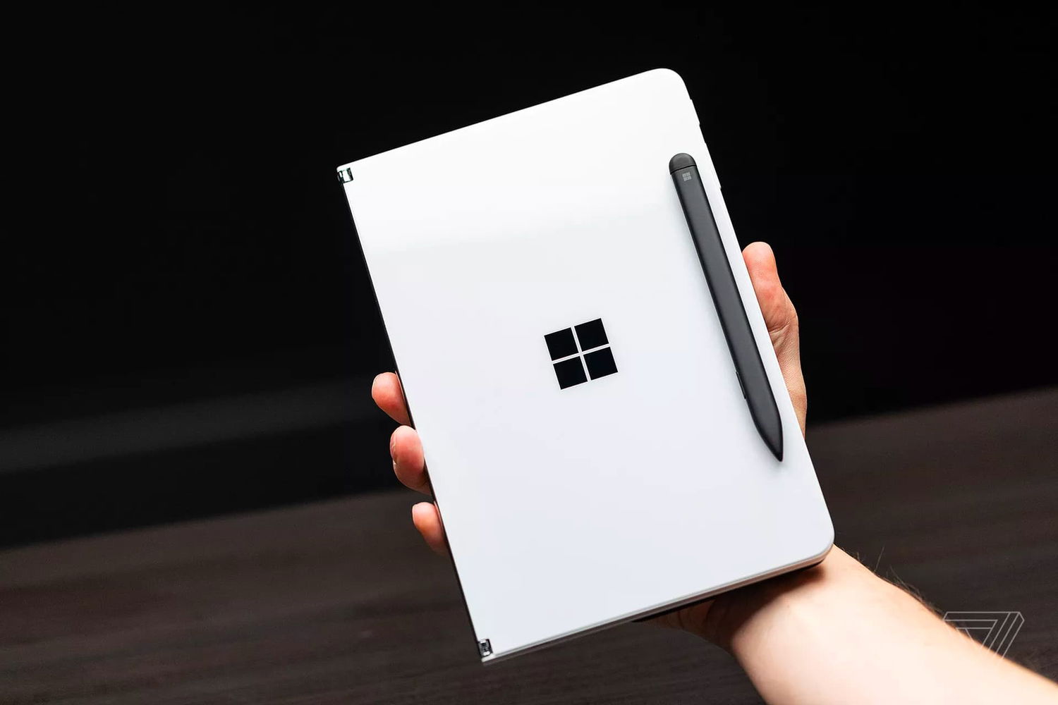 Surface Neo под управлением Windows 10X