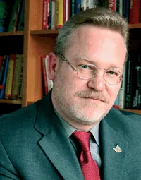 ������ ���������� ��� Linux: ���� �����, �������� LinuxUser, Computec Media GmbH